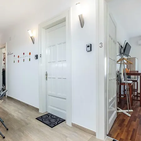 Guest house Seaview Rooms - Panoramic Kvarner Bay View 3*